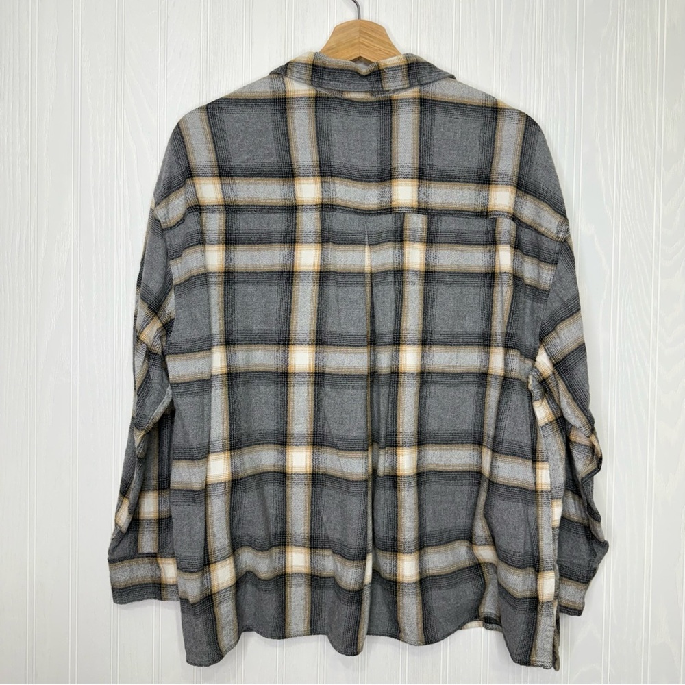 Old Navy The Boyfriend Shirt Gray plaid flannel 100% Cotton size 2X - Picture 7 of 11